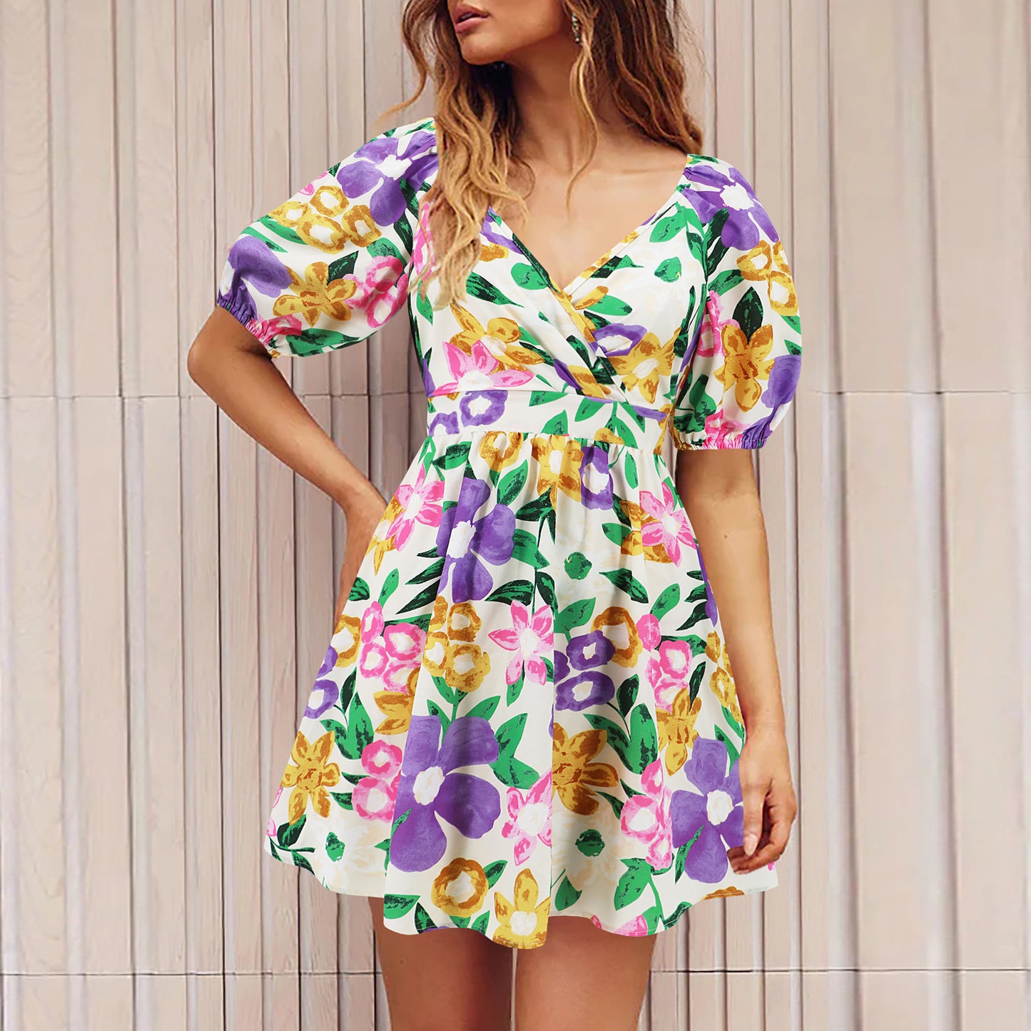 Vestido de Verão Decote em V